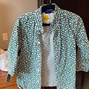 Boden kids  Shirt in Green and White Pattern